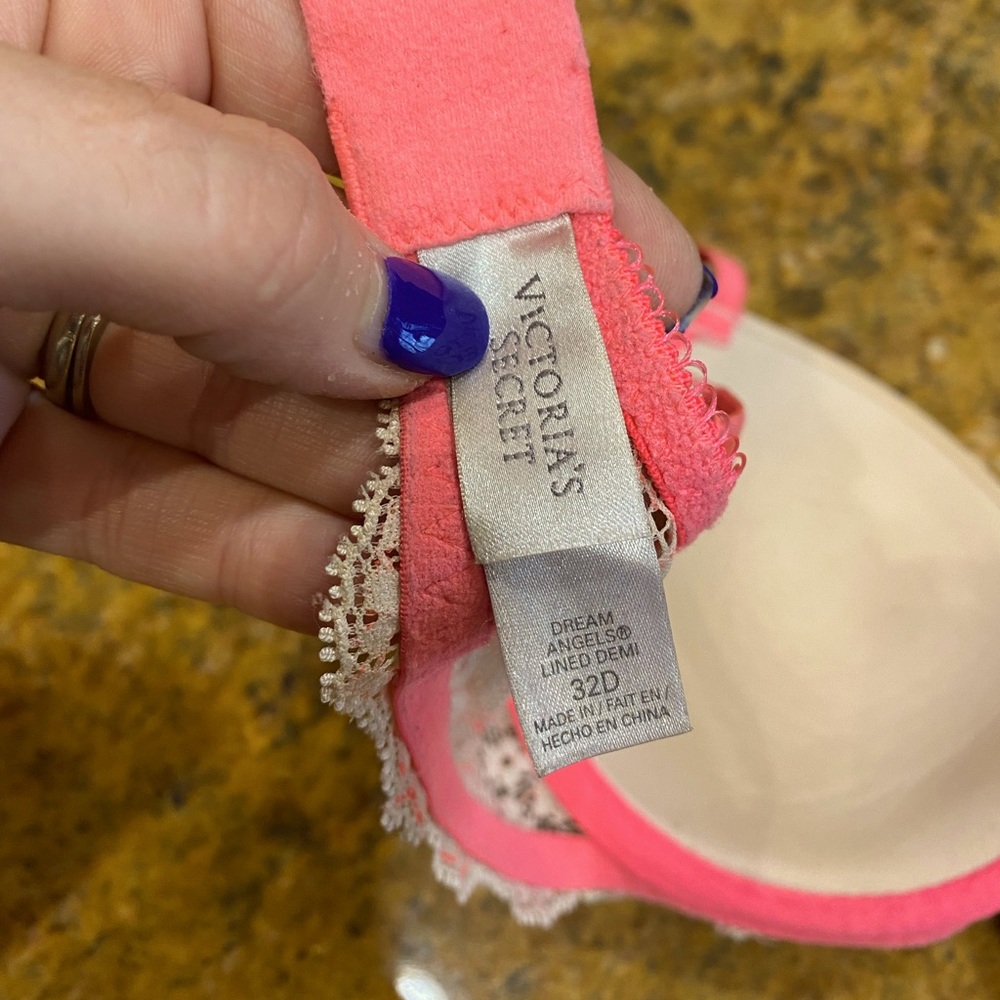 Sexy Victoria Secret Lined Demi Cream and Pink Spring Colors 32D - Picture 4 of 13